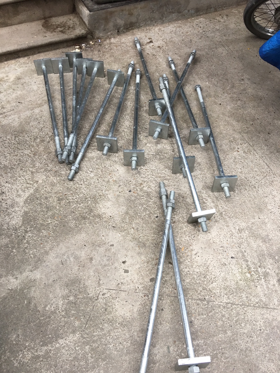 BULONG MÓNG M24X820 X